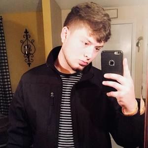 Meet your Posher, Jonathan